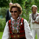 Dronningen på hagefest i Slottsparken. Foto: Sven Gj. Gjeruldsen, Det kongelige hoff